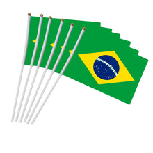 Carregar imagem no visualizador da galeria, Mini bandeira à mão com pólo branco cor vívida e desvanece-se resistente mão segurando bandeiras da vara
